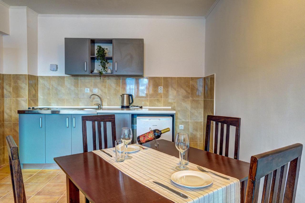 Aparthotel Silver Hills Free Parking Smoljan Exterior foto